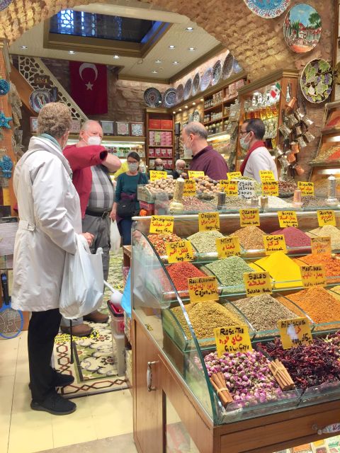 Blue Mosque, Basilica Cistern, Grand Bazaar Guided Tour - Hagia Sophia Stop: Quick Sighting to Build Direction