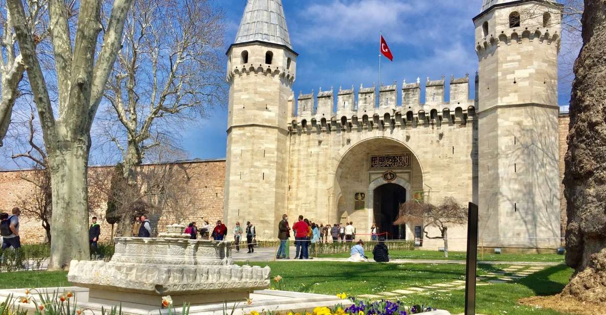 Blue Mosque, Topkapı Palace and Harem Guided Tour - Price and value: how $61 fits with Topkapi ticket costs