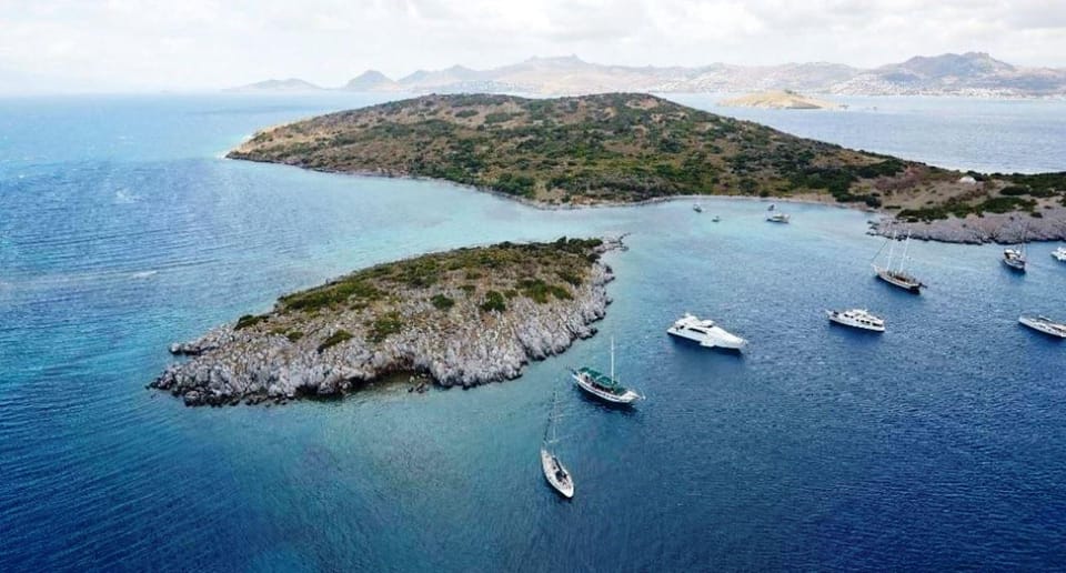 Bodrum Boat Tour with Lunch: Beaches and Islands - Rabbit Bay: the name, the vibe, and the photo moment