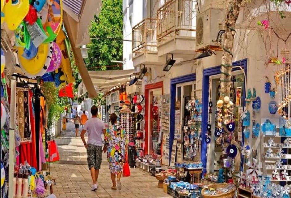 Bodrum City Tour : Lunch Guide Entry fees included - Halicarnassus Mausoleum: the 7 Wonder story, made human