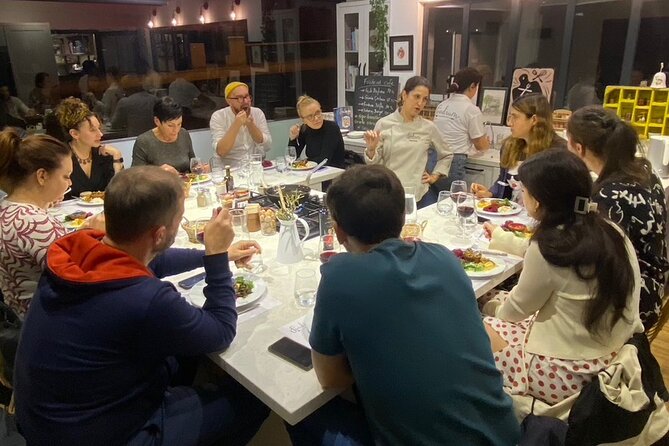 Bodrum Cooking Class - Setting the table and taking your seat