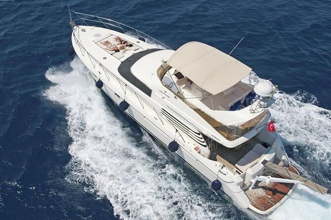 Bodrum Private Motor-Yacht Sunset Tour With Dinner For 3 Hour - Akvaryum Koyu swim and snorkel: fish viewing without the hassle