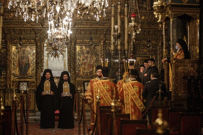 Bohemian Istanbul: Fener and Balat's Charm-Private Walking Tour - Vlaherna Meryem Ana Church and the Hagiasma Holy Water