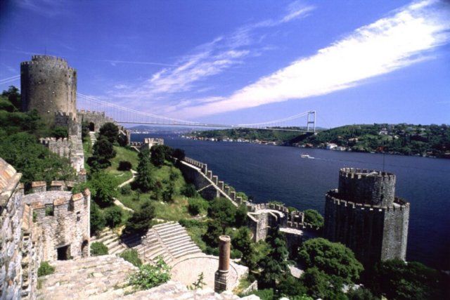 Bosphorus Boat Cruise & Two Continents Tour with Lunch - Bosphorus cruise: Europe and Asia in one ride