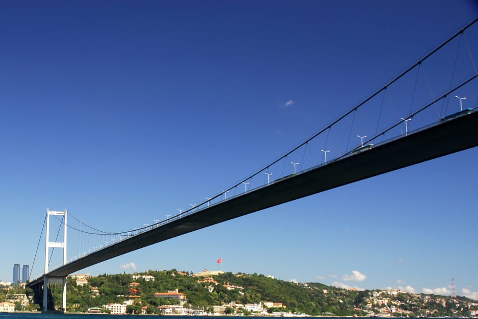 Bosphorus Cruise and Two Continents Tour with Expert Guide - Golden Horn Drive and Constantinople’s City Walls With Theodosius II