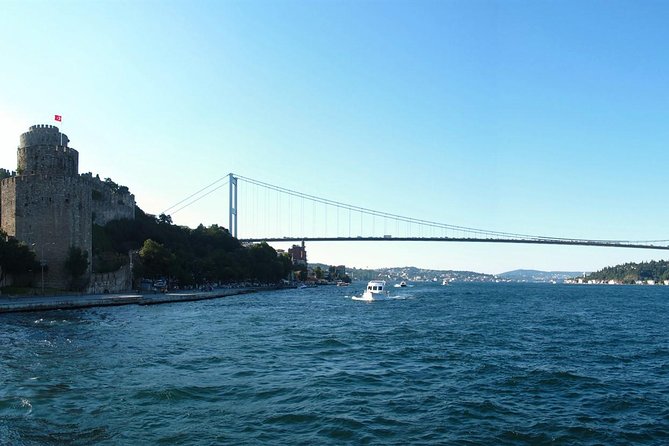 Bosphorus Cruise and Two Continents Tour with Lunch - Rumeli Fortress and Bosphorus Bridge: Short Stops, Big Payoff