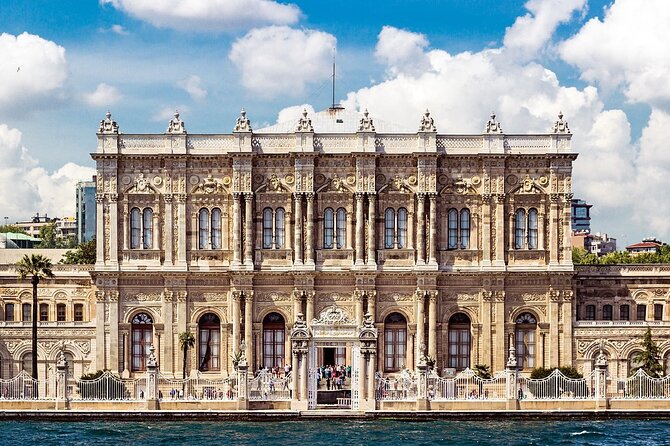 Bosphorus Cruise with Dolmabahce Palace and Istiklal Street Tour - Istiklal Caddesi: walking the street where Istanbul shows its daily face