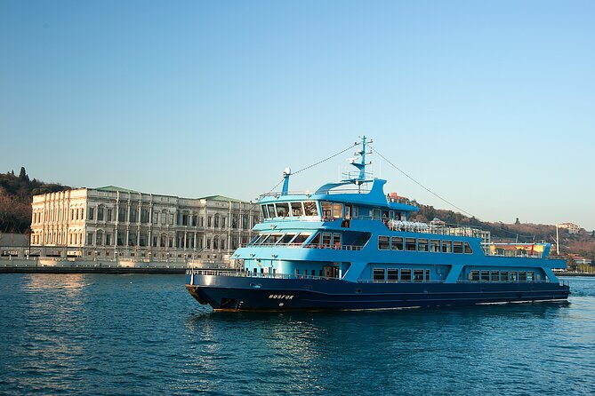 Bosphorus Dinner Cruise & Entertaintment & Private Table & Wi-Fi - Ortaköy and Grand Imperial Mosque: the postcard moment
