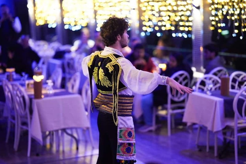 Bosphorus Dinner Cruise w/ Unlimited Drinks & Entertainment - Unlimited drinks: what’s included, what’s optional, and when it starts