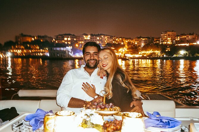 Bosphorus Dinner / Lunch Cruise - Private and Customizable - Who should book this cruise, and who might want another option