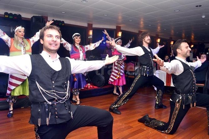 Bosphorus Night Cruise with Dinner, Shows and Party - A 2.5-hour Bosphorus night plan (8:30 pm to back at Kabataş)