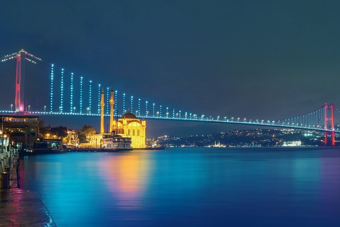 Bosphorus Night Lights: Guided Cruise With Tea and Cookies - Why a Bosphorus Night Cruise Works So Well in Istanbul