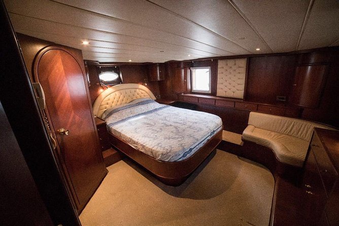 Breakfast Cruise In Bosphorus With Private Yacht - Turkish breakfast on the water: what’s included (and what costs extra)