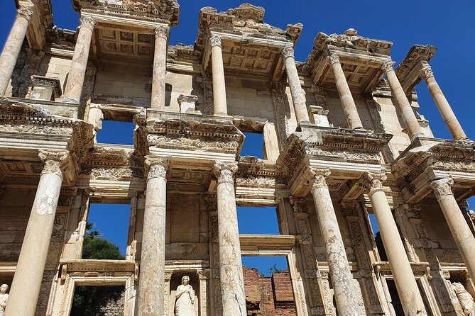 Budget - Friendly Ephesus Tour from Izmir - Entering Ephesus at the Upper Gate: How the Timing Helps