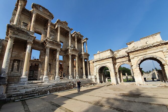 Budget - Friendly Ephesus Tour from Izmir - How the Guide Makes or Breaks the Day