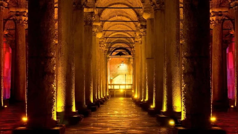Byzantine & Ottoman Istanbul Small Group Walking Tour - Topkapi Palace: where Ottoman power feels intentional