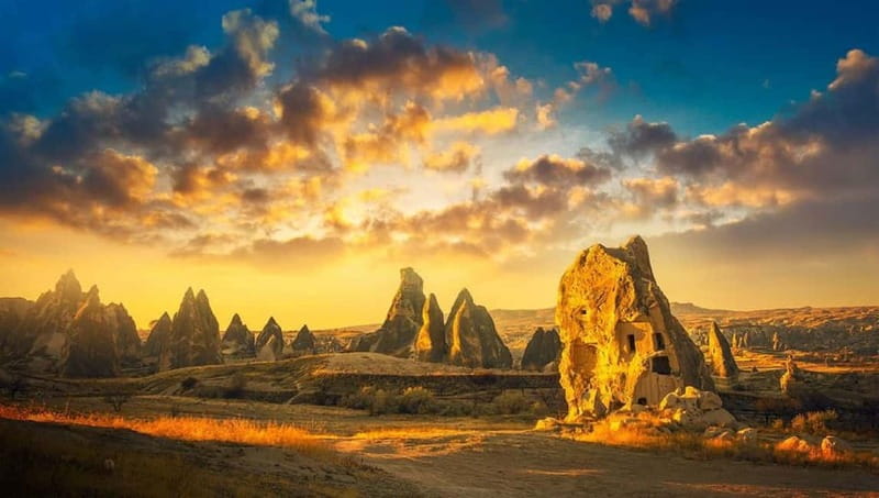 Cappadocia 1 or 2 Day Private Tour - Göreme viewpoints and the cave churches that explain the stones