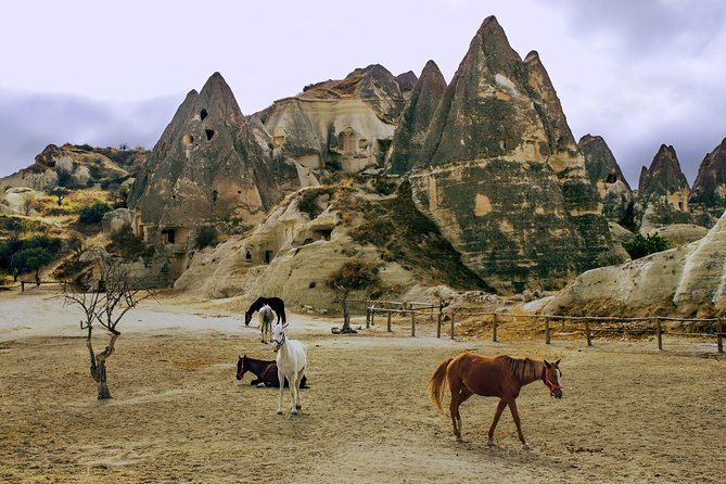 Cappadocia 2 Day Tour from Antalya - Day 2: Avanos, Onix stop, Uchisar Castle, and the reality of time