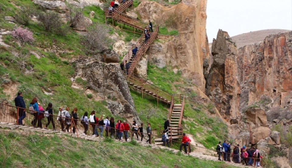 Cappadocia: Green Tour with Entry Fees and Lunch - Guide Quality and Timing: How to Make This Day Go Smoothly