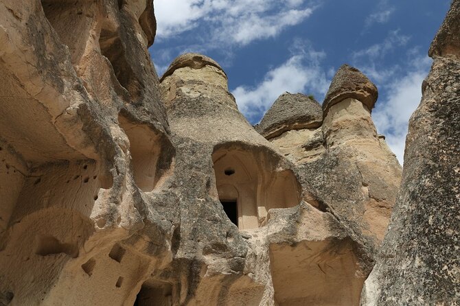 Cappadocia Guided Red Tour with Lunch & Entrance Fees - Stop 1: Uçhisar Castle for Panoramic Views