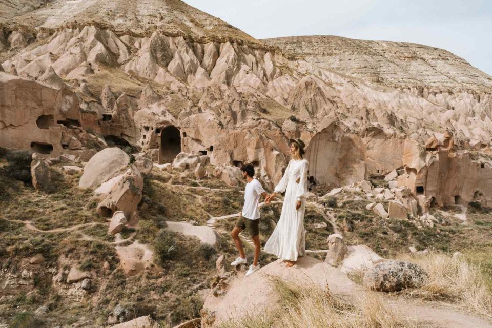 Cappadocia: Highlights 2-Day Guided Tour with Lunches - Goreme viewpoints and Monk’s Valley fairy chimneys