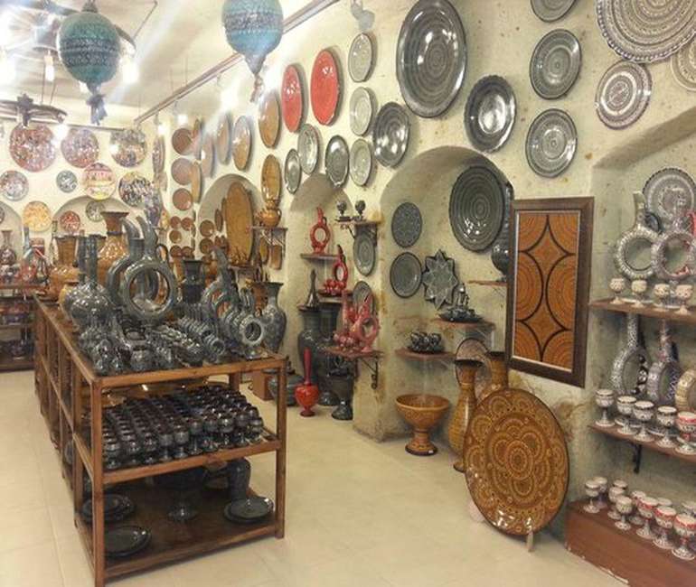 Cappadocia: Historical Pottery Experience Tour - Motifs and Colors: What You Might See in the Workshop