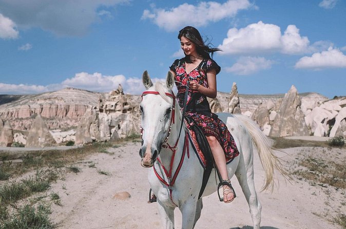 Cappadocia Horse Riding Tour: Sunrise, Sunset, 1 Hour or 2 Hours - Sunset Riding: Red Rocks Glow When the Day Softens