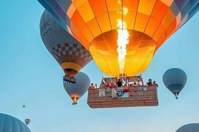 Cappadocia Hot Air Balloon with Pickup, Breakfast & Champagne - Group size, timing, and your comfort plan