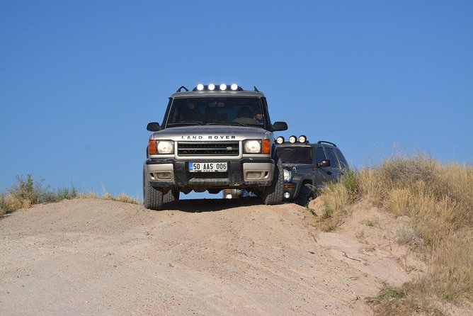 Cappadocia Jeep Safari with Hot Air Balloon Watch at Sunrise - The 4WD Jeep Experience: A/C Comfort and a Private Pace