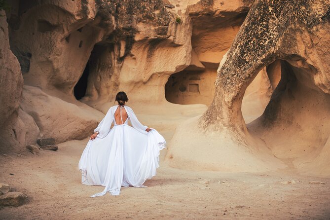 Cappadocia Private Flying Dress & Hot Air Balloon Photoshoot - Photos-only vs Photos + Instagram Reel