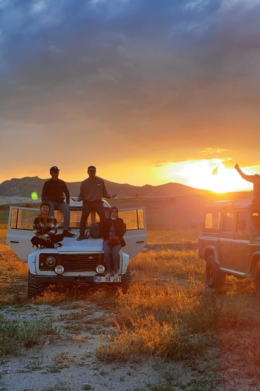 Cappadocia: Private Sunset, Sunrise & Day Jeep Safari Tour - The champagne party: fun, quick, and photo-friendly