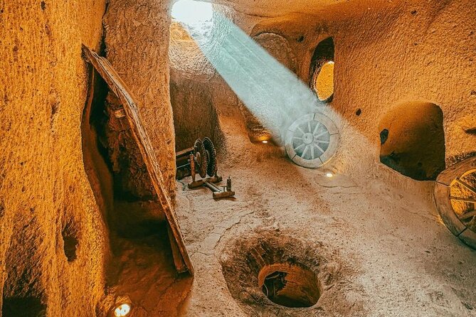 Cappadocia Red Tour: Full-Day Guided Tour with Lunch - Avanos pottery demonstration: watching craft up close