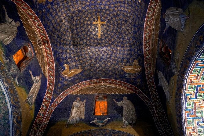 Cappadocia Red Tour: Full-Day Guided Tour with Lunch - Pickup from Urgup: comfortable transport, plus less hassle