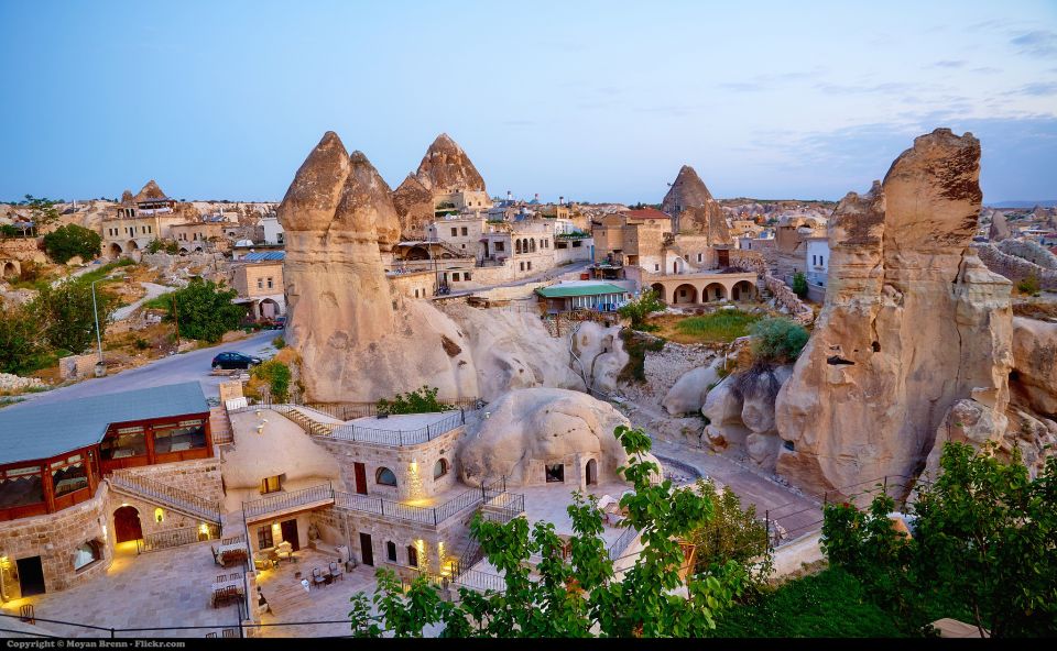 Cappadocia: Red Tour with Entry Fees and Lunch - Avanos by the Red River: where pottery is more than a souvenir