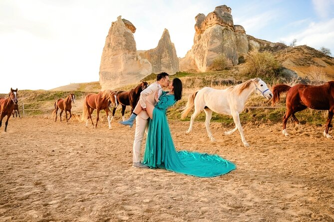 Cappadocia Running Horses Photoshoot with Private Pickup - Packages, horse runs, and what you receive after