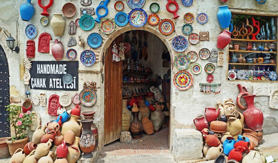 Cappadocia: Small Group Guided Full-Day Red Tour with Lunch - Uchisar Castle: the Cappadocia “wow” stop for photos and history