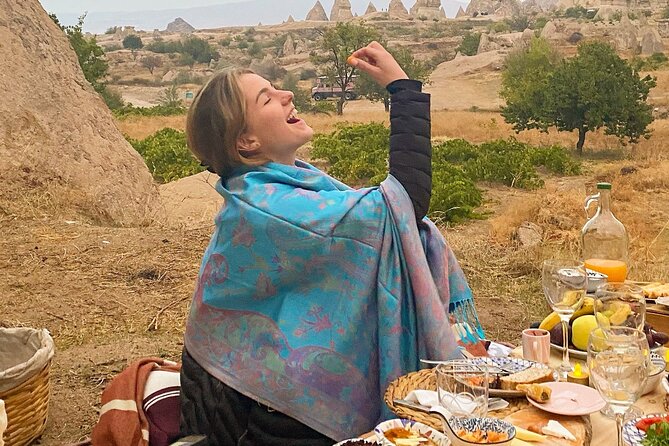 Cappadocia Sunrise Breakfast With Hot Air Balloons - Pickup From Göreme Center: Easier Than Hotel Chaos