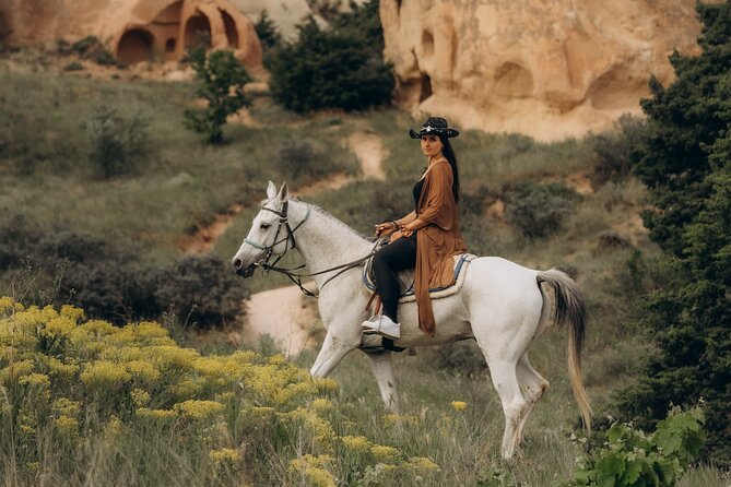 Cappadocia Sunset Horse Riding Experience 2 hours - Meeting Up at Dalton Kardeşler At Çiftliği (and Getting Picked Up)