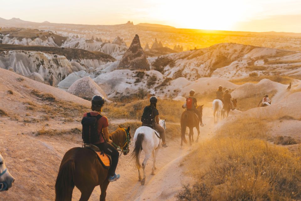 Cappadocia: Sunset or Daytime Horse Riding Tour - Where You Start: Hotel Pickup and the “No-Stress” Transfer