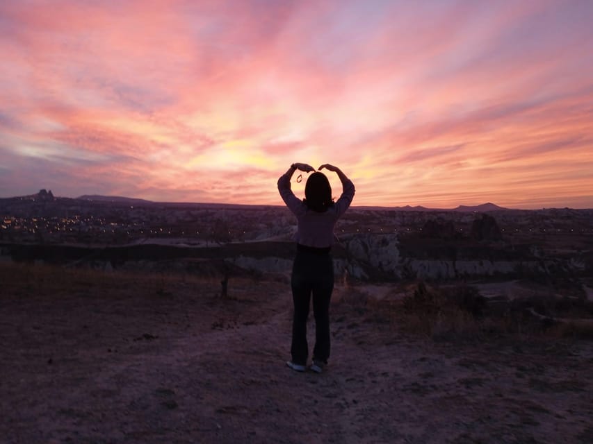 Cappadocia: Sunset Rose Valley Hiking Tour - The Rose Valley Trail Network: Spider-Web Paths in Plain Sight