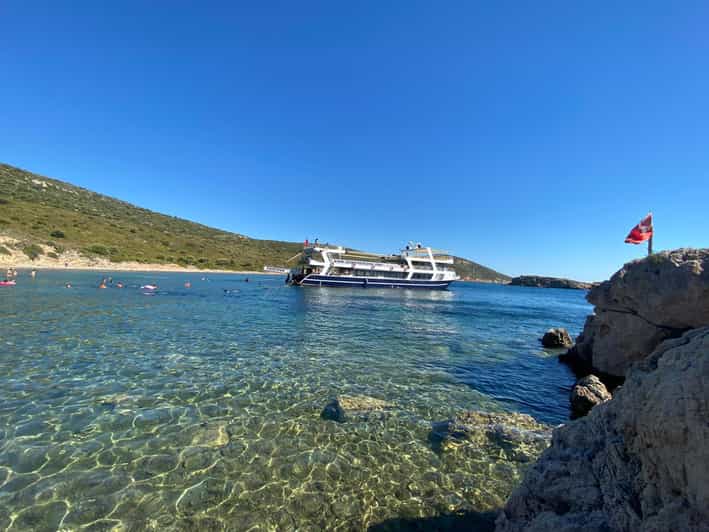 Cesme: Islands and Bays Boat Trip with BBQ Lunch - “Secret stop” hour: treat it like your second snorkeling peak