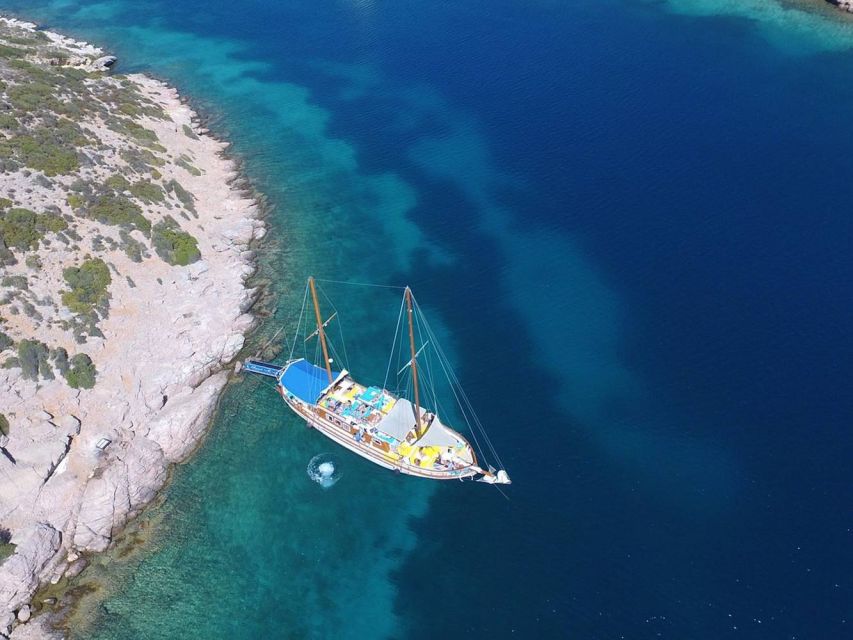 Cesme: Small Group Boat Tour with Open Buffet Lunch - Key highlights to know before you go