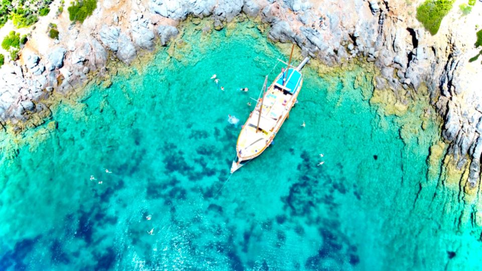 Cesme: Small Group Boat Tour with Open Buffet Lunch - What to Bring (So You Don’t Fuss on the Water)
