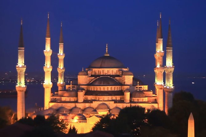 Classic Istanbul Tour Blue Mosque, Hippodrome, Hagia Sophia and Topkapi Palace - Hagia Sophia museum: huge dome, €25 budget reality