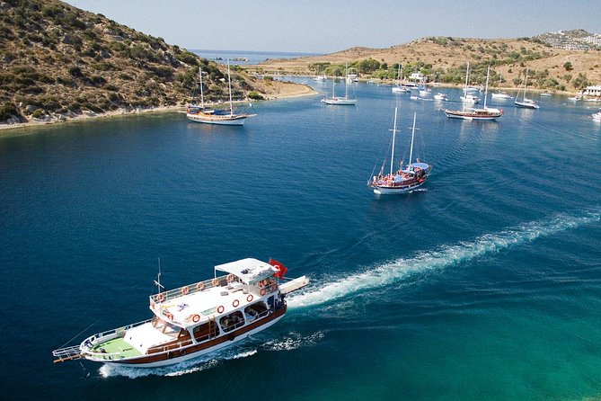 Daily Boat Trip in Bodrum with Lunch - Drinks, music, and the smoking reality on deck