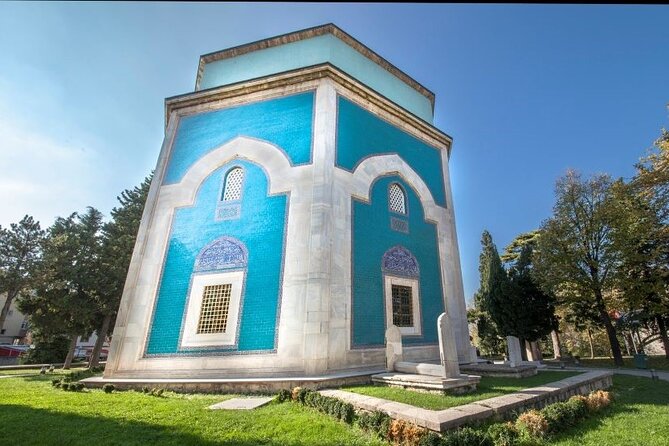 Daily Bursa Uludag Mountain & Cable Car Tour with Lunch from Istanbul - Stop 5: The Inkaya Plane Tree, Turkey’s Large Living Landmark