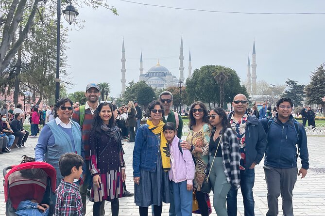 Daily istanbul tour with a licensed guide - The value of a licensed guide on Istanbul’s busiest streets