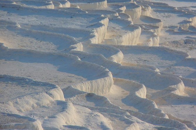 Daily Pamukkale And Hıerapolis Tour from Pamukkale and Karahayıt - Karahayit Red Spring: short stop, strong visual
