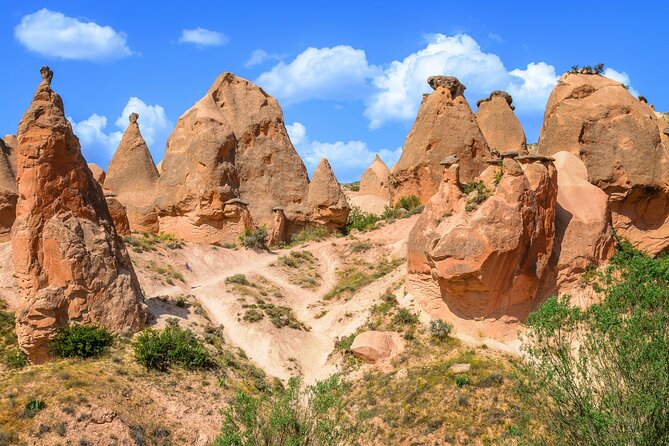 Daily Red Tour in Cappadocia - Paşabağları Müze ve Örenyeri: The Fairy Chimneys at Their Best