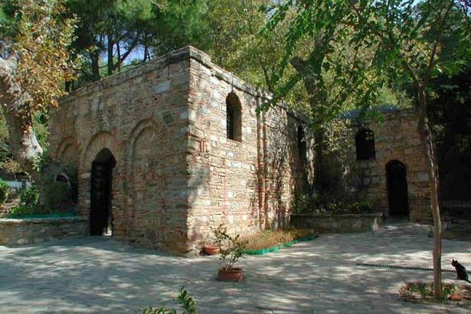 Daily Small Group Ephesus Tour From Istanbul by Flight - Isa Bey Mosque: A Short Visit With Real Architectural Payoff